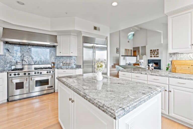 residential-treatment-for-teens-malibu-kitchen