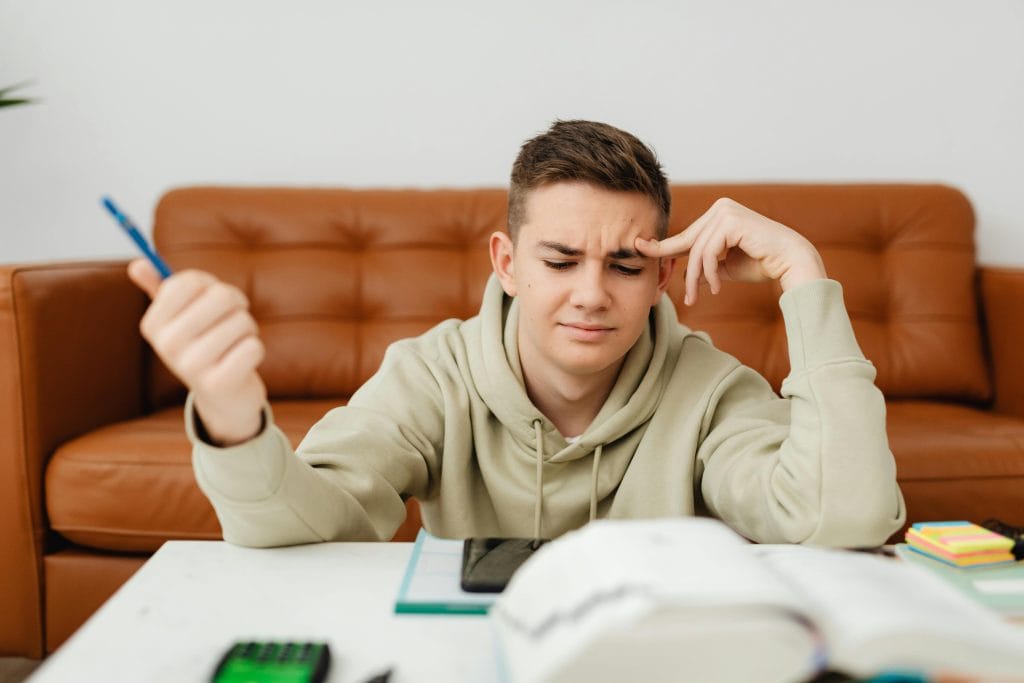 Signs and Symptoms of Anxiety in Teen Boys