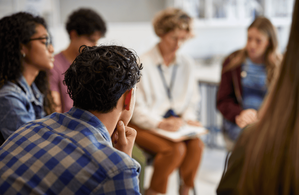 Symptoms of vaping can decrease lung function and have a major impact on the lives of your kids. 